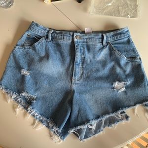 Distressed shorts